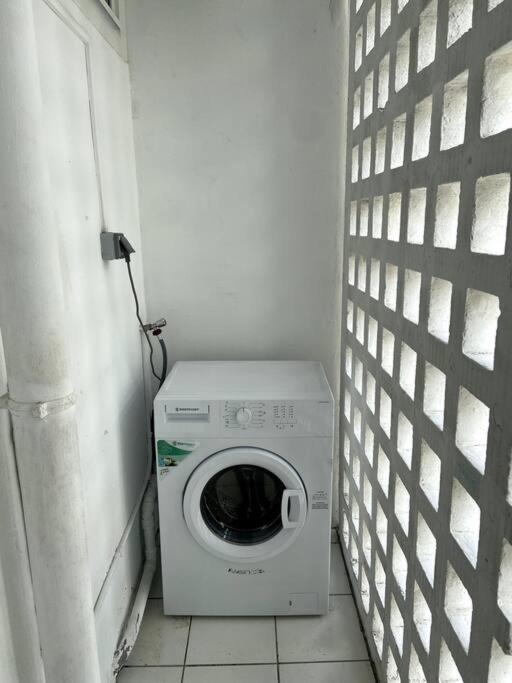 Appartement Moderne, 2 Chambres, Proche Aeroport • Chu • Port Les Abymes Exterior foto
